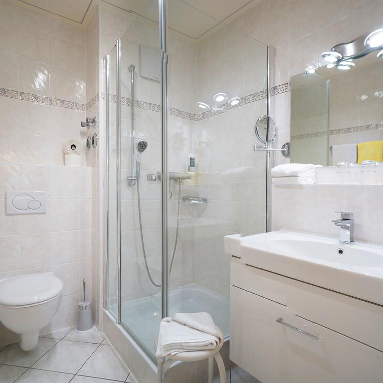 Kursuiten in der Europa Residenz Bad Füssing Zimmer foto